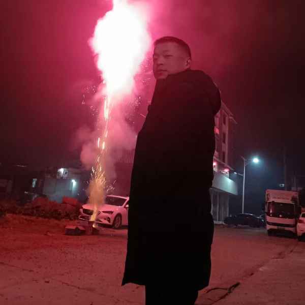四川37岁单身帅哥真诚找对象-晋中征婚相亲网