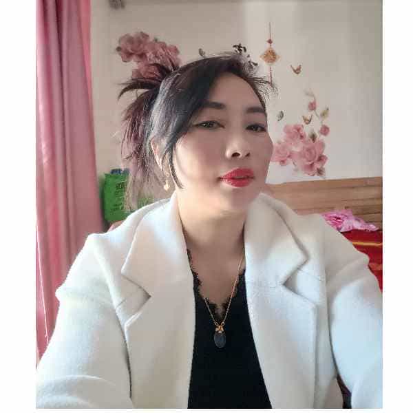云南44岁单身美女真诚找对象-晋中征婚相亲网