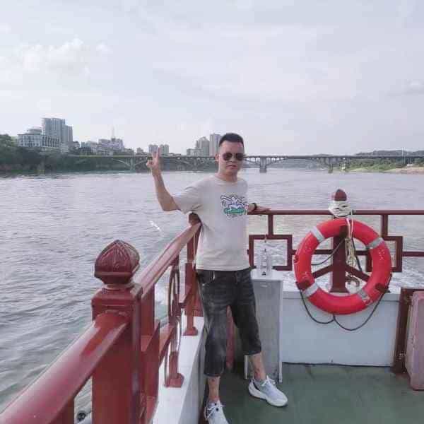 四川27岁单身帅哥真诚找对象-晋中征婚相亲网