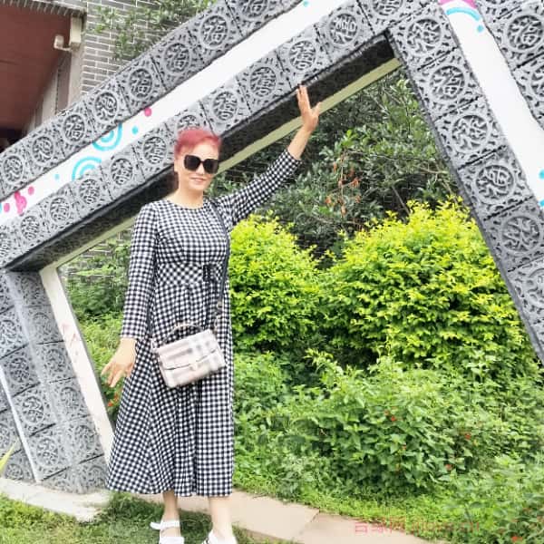 四川61岁单身美女真诚找对象-晋中征婚相亲网