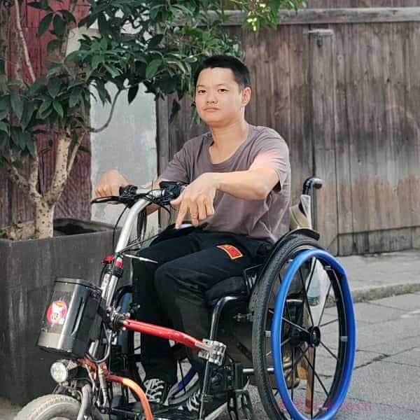 33岁岁湖北单身帅哥 - 晋中吉缘网